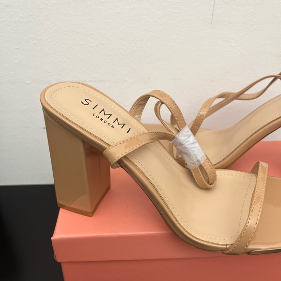 ASOS women's sandals  Wide Fit block heel Pin-buckle ankle strap Open toe - Picture 4 of 14